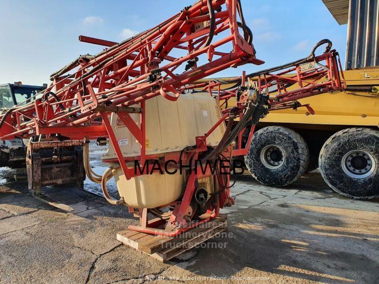 42154075_1637679088_443